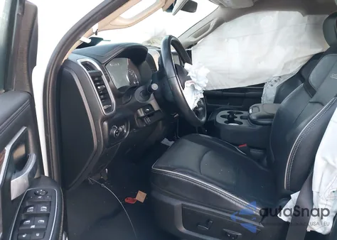 2020 Ram 2500 Laramie 4X4 6'4 Box из США, поврежденный, VIN 3C6UR5FLXLG236975